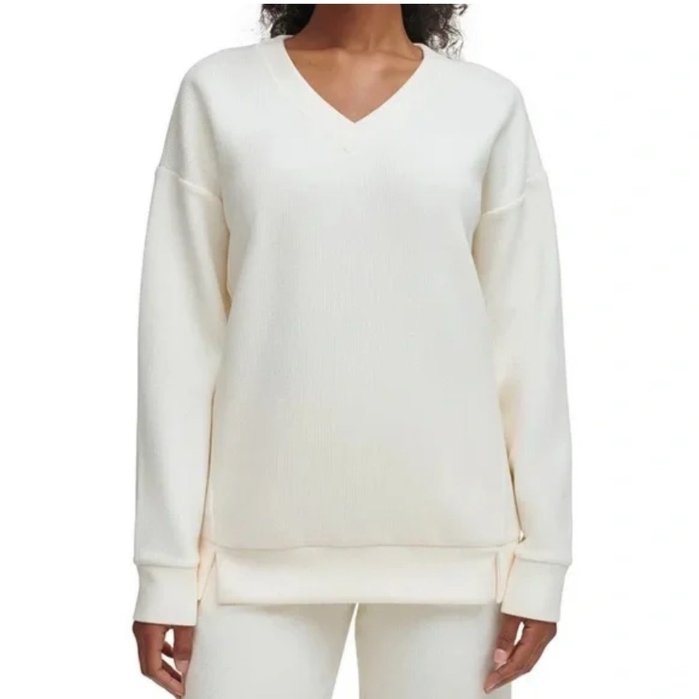 White v neck oversized soft luxury sweater classic coastal grandma elegant top